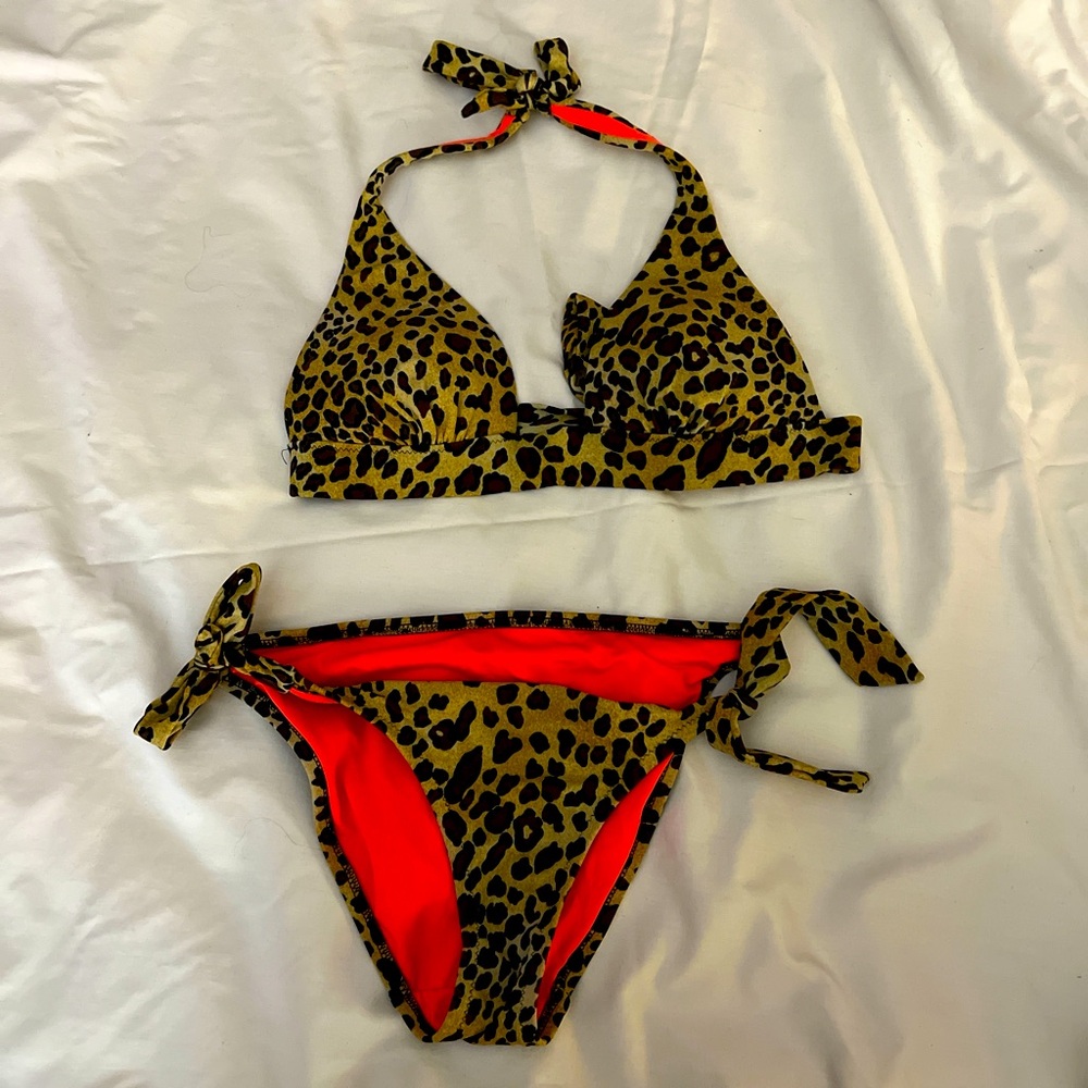 Victoria Secret’s PINK Leopard Bikini Set PADDED TOP